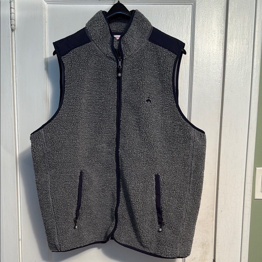 Men's Brooks Brother Gray Sherpa Fleece Vest